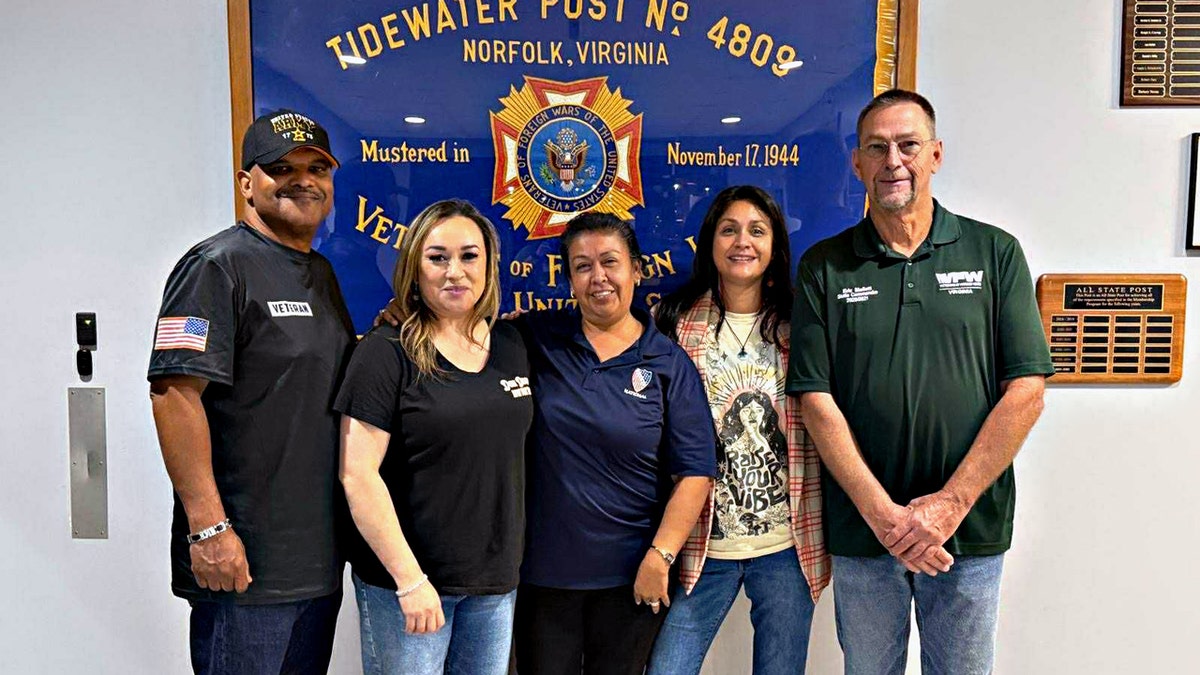Castle with member of the Tidewater VFW