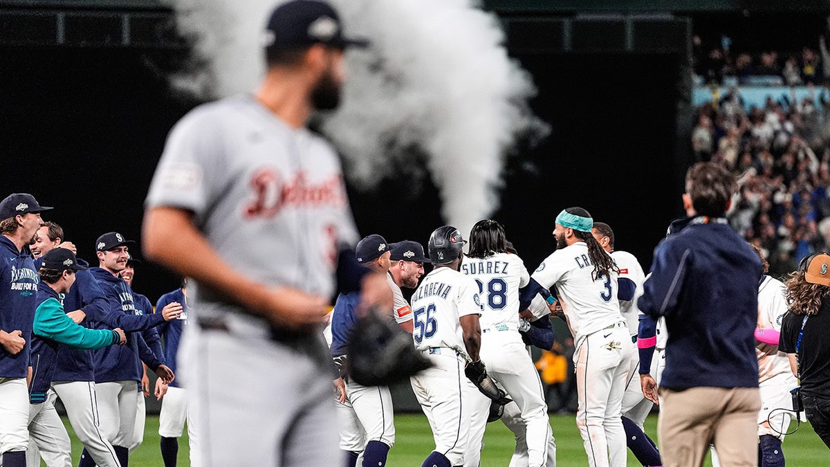 Tigers watching Mariners win