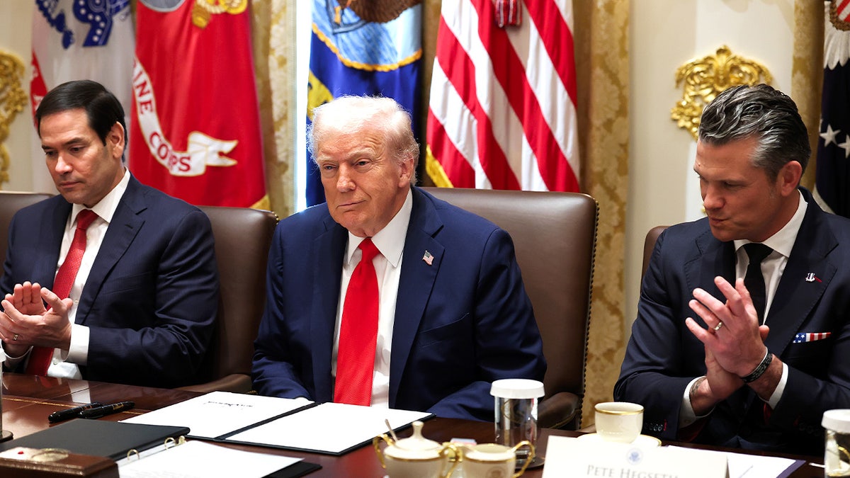 Trump at Cabinet meeting