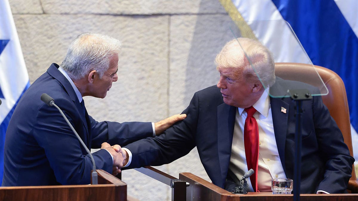 Yair Lapid Tuck Shake Trump's Hand