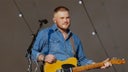 Zach Bryan faces country music backlash over 'Bad News' song targeting Trump's ICE operations