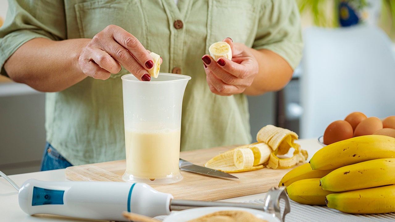 Bananas may be sabotaging your smoothie's superpowers, scientists warn Bananas may be sabotaging your smoothie's superpowers, scientists warn