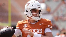 Texas star Arch Manning receives big vote of confidence from 'Chad Powers' actor Glen Powell