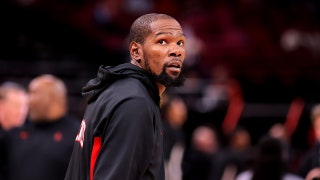 NBA Kevin , de los Durant, hace caso omiso del debate sobre la identidad de género de Enes Kanter Freedom : «Me da igual» WNBA