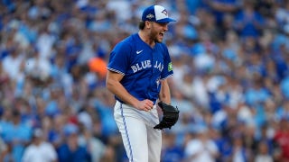 Toronto Blue Jays and Baltimore Orioles face off in playoff-style game with wild card on the line