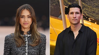 Jessica Alba's beach photos reveal new romance with younger 'Top Gun' star - Fox News