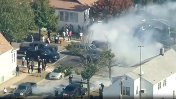 Venezuelan migrants crash into Border Patrol vehicle amid Chicago immigration raid - Fox News