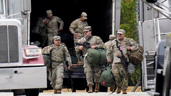 Texas removes 7 National Guard troops from Illinois mission after viral photo - Fox News