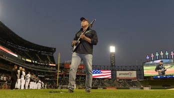 Yankees legend Bernie Williams compares baseball and music careers as Carnegie Hall performance approaches