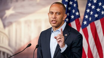 White House slams Jeffries' dismissal of bill to pay troops as government shutdown enters day 22
