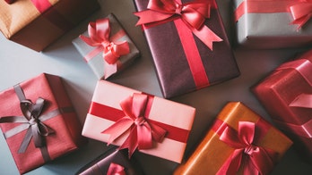 Holiday gifts for everyone on your list from fitness fanatics to home chefs