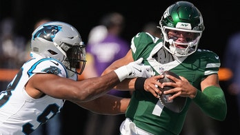 Jets' Justin Fields hit hard by Panthers defender, sparks brief scrap