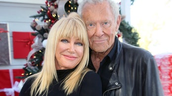 Suzanne Somers planned AI 'twin' decades before 2023 death, husband Alan Hamel reveals