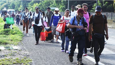 Migrant caravan heads toward US border as Dems push to dismantle ICE - Fox News