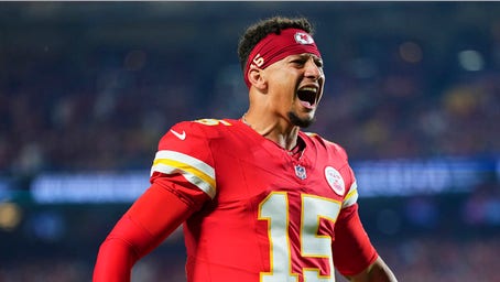 Chiefs bounce back with dominant home victory over Lions as Patrick Mahomes contributes 4 touchdowns