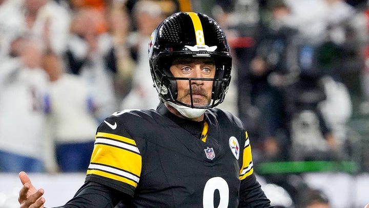 Nick GUARANTEES Chiefs beat Raiders 😳 Bengals ‘can win AFC North’ after beating Steelers? | FTF