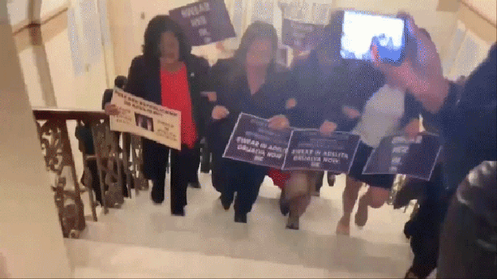 Dem lawmakers storm Johnson's office, clash with police over new member - Fox News