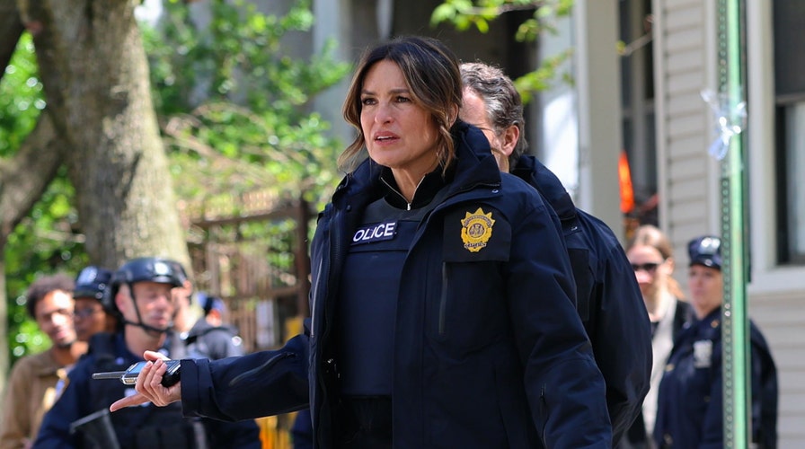 'Law & Order: SVU' star Mariska Hargitay explains why crime shows are 'actually calming'