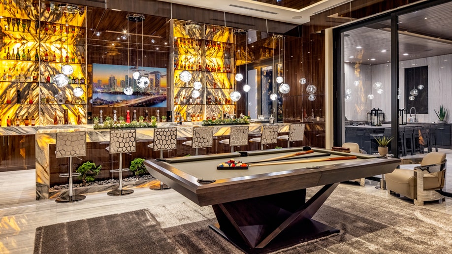 A bar and pool table in Mark Wahlberg's Florida home