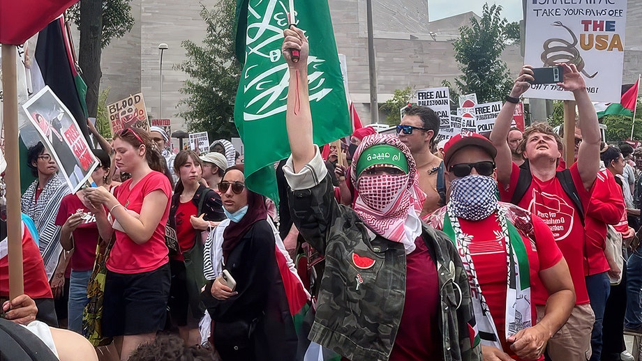 Ex-professor canned for supporting terrorists now touring colleges with talks