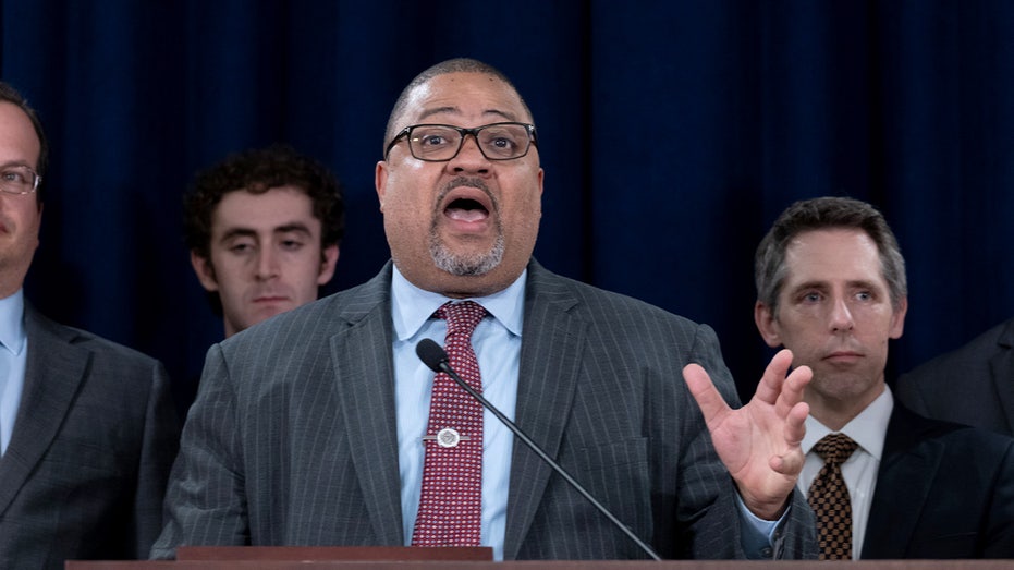 Alvin Bragg dodges mentioning signature Trump case as he campaigns for district attorney re-election