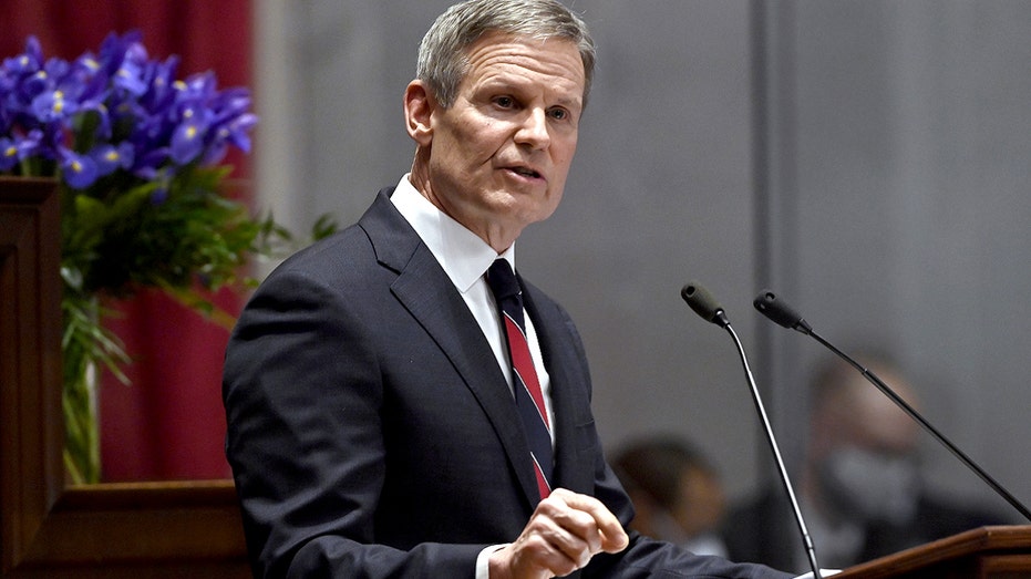 Tennessee governor praises federal government's crackdown on crime in Memphis