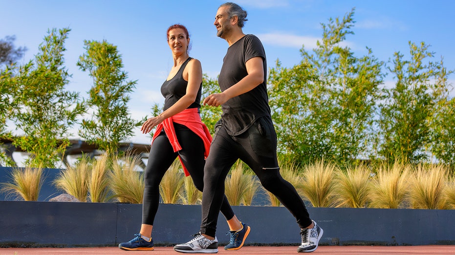 5 common walking mistakes that could hurt your progress, according to an expert
