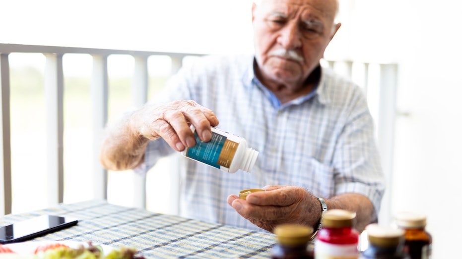 New vitamin compound shows promise for reversing Alzheimer's damage to the brain