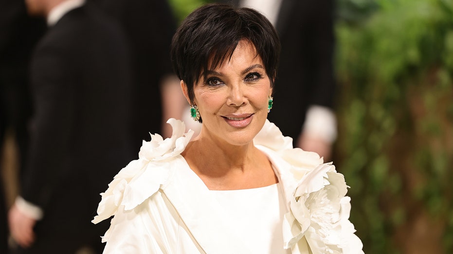 Kris Jenner's surprise hair transformation has fans doing a double take