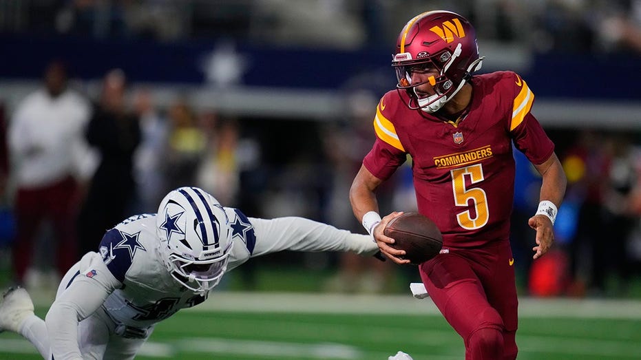 Commanders' Jayden Daniels suffers hamstring injury vs Cowboys