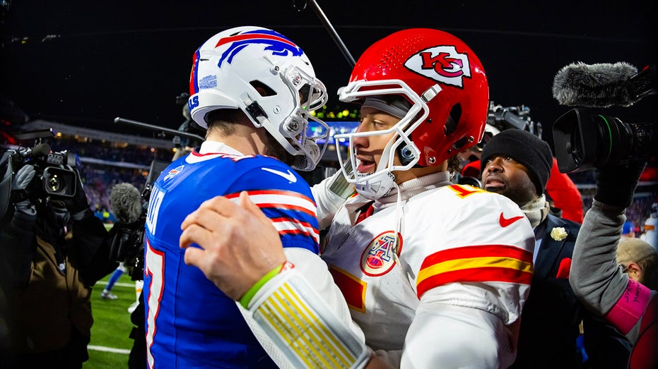 NFL Week 9 schedule: Chiefs-Bills headline packed slate