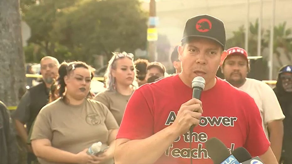 Los Angeles teacher says ICE agents are 'not the only ones with guns' following shooting of federal agent