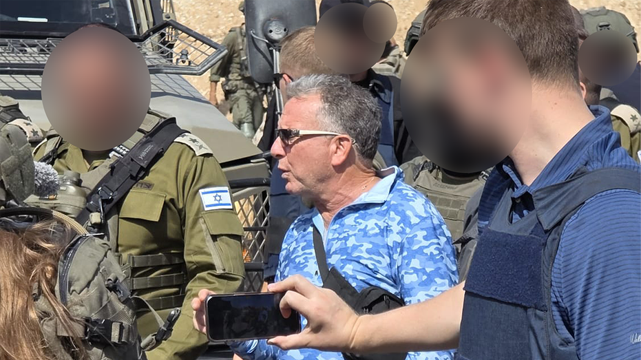 Trump envoy Witkoff visits IDF base in northern Gaza as peace deal advances, thousands return home