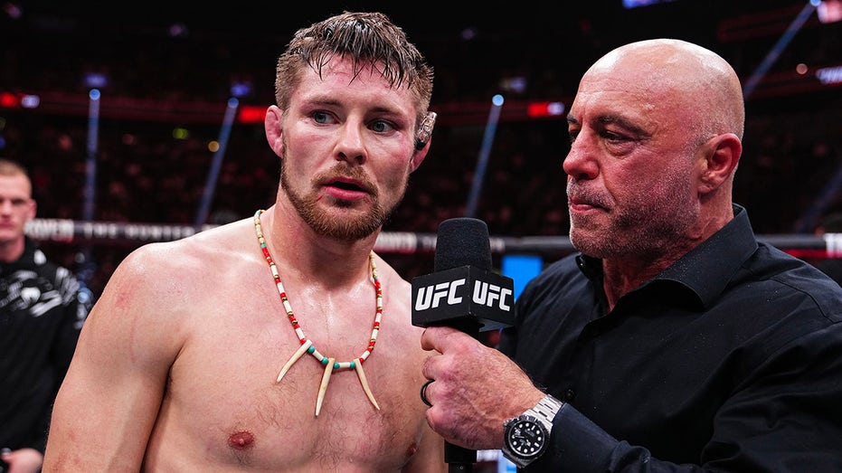 Controversial UFC fighter takes back his Trump support in wild rant: 'I was fooled'