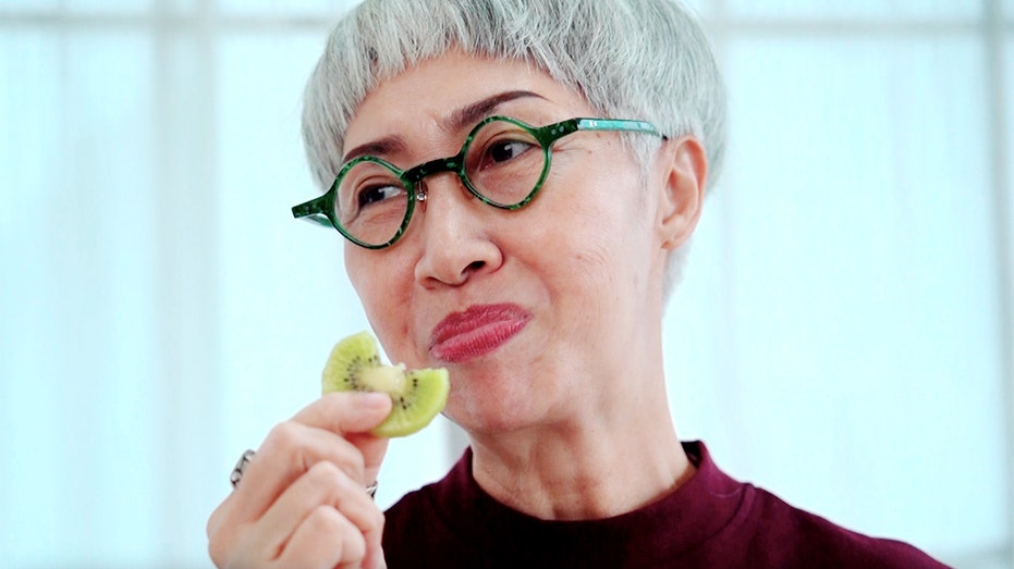 Kiwi could help ease a very common digestive condition — here's how