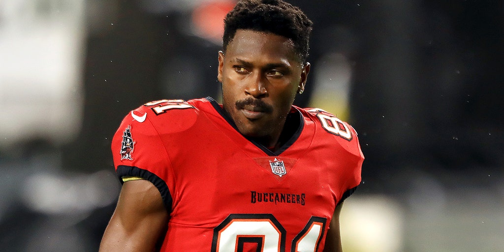 Antonio Brown Returned to US from Dubai to Face Attempted Murder Charges