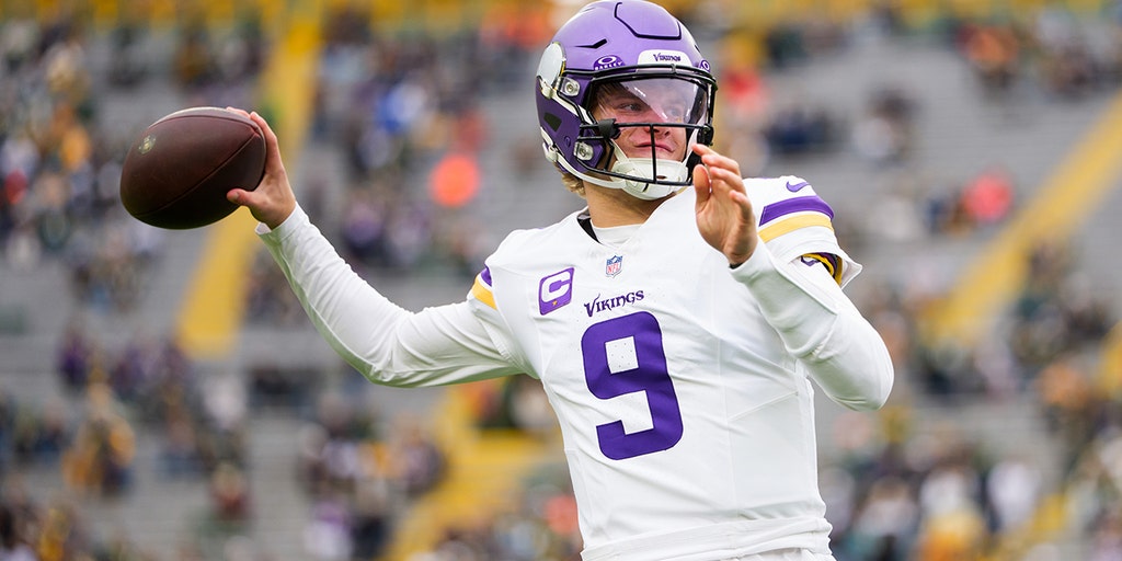 Vikings' JJ McCarthy enters concussion protocol after third straight loss in rollercoaster season