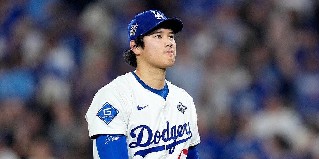 shohei-ohtani-walks-off-mound-