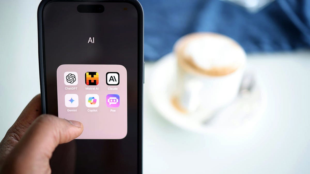 A folder labeled "AI" is seen on a smartphone.