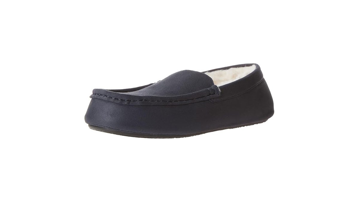 These slippers deliver soft comfort with a faux fur interior and memory foam padding. 
