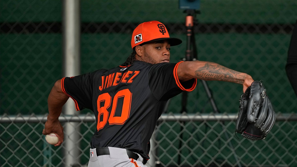 এমএলবি সম্ভাবনা, 24, ডোমিনিকান প্রজাতন্ত্রে গাড়ি দুর্ঘটনায় 3 জনের মৃত্যুর পরে জীবনের জন্য লড়াই করছে এমএলবি সম্ভাবনা, 24, ডোমিনিকান প্রজাতন্ত্রে গাড়ি দুর্ঘটনায় 3 জনের মৃত্যুর পরে জীবনের জন্য লড়াই করছে