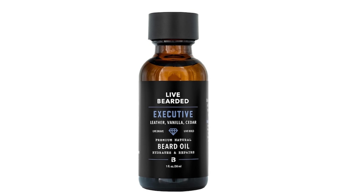 Handcrafted oils keep your beard from itching. 