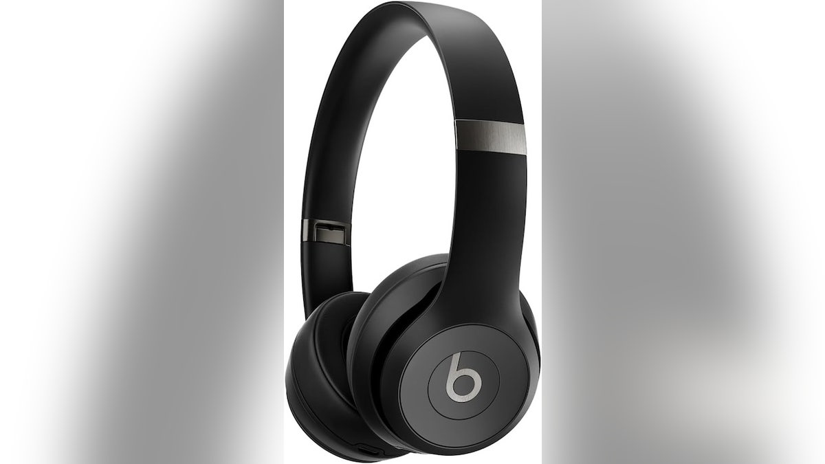 Don’t compromise on comfort or sound, go with Beats. 