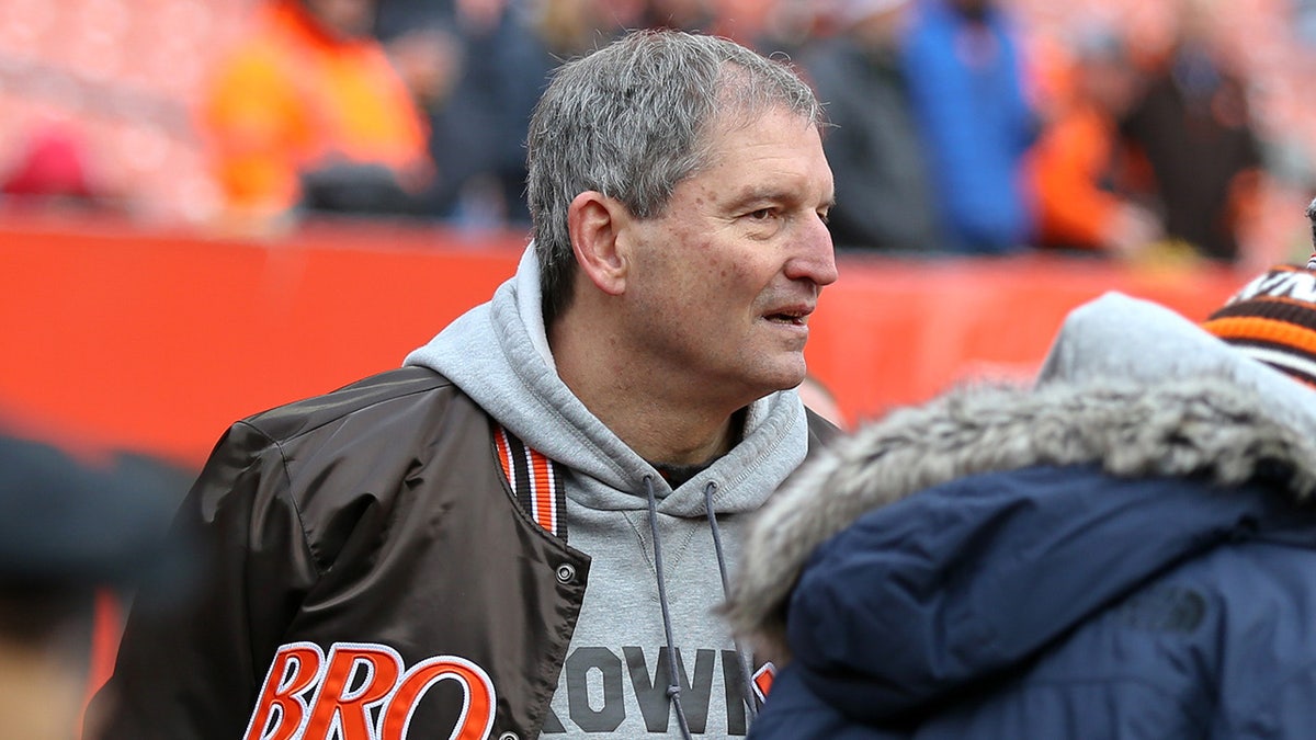Bernie Kosar attends a Cleveland Browns game