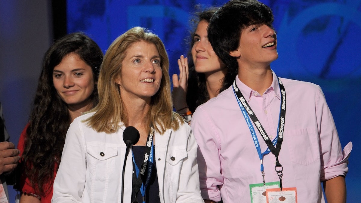 শিশুদের সাথে ক্যারোলিন কেনেডি