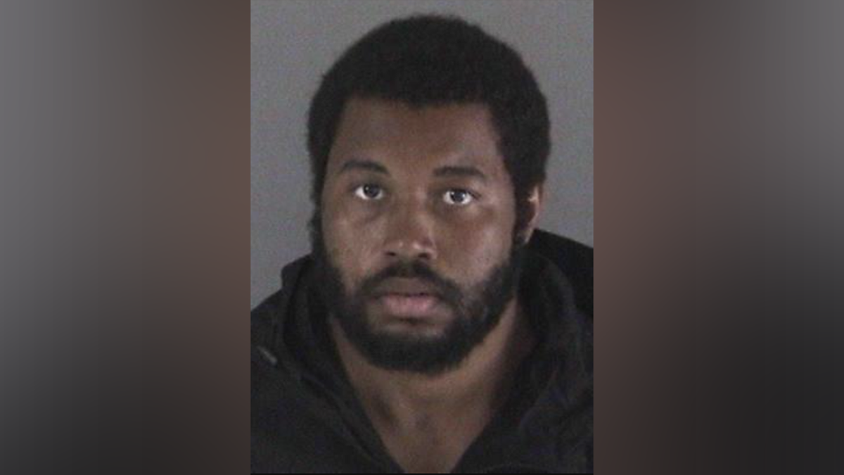 Mug shot of Cedric Irving, 27