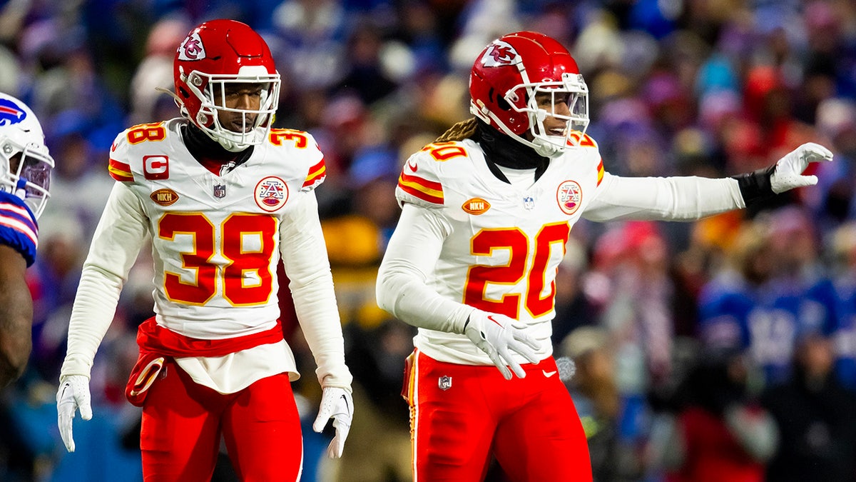 L’Jarius Sneed e Justin Reid