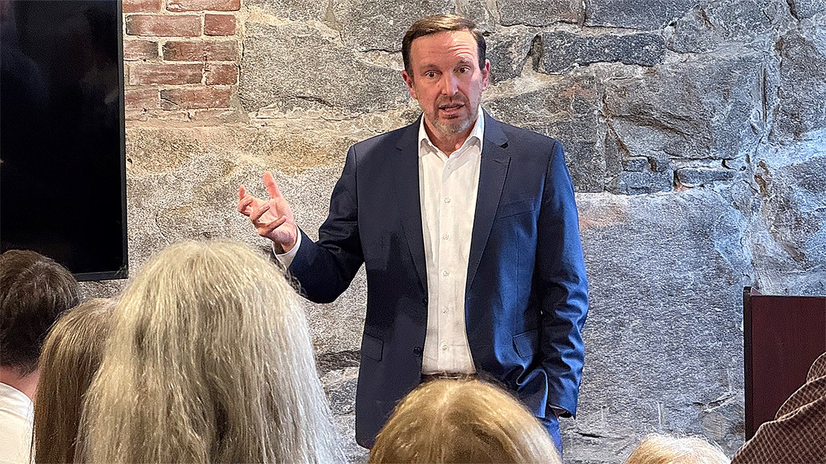 Chris Murphy in New Hampshire