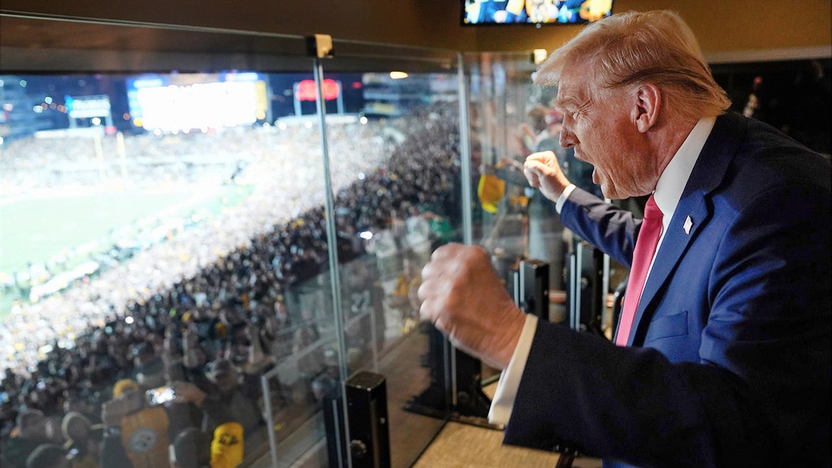 Trump Wants Commanders DC Stadium Named After Him Report Fox News Donald Trump Cheers Steelers Game V2 