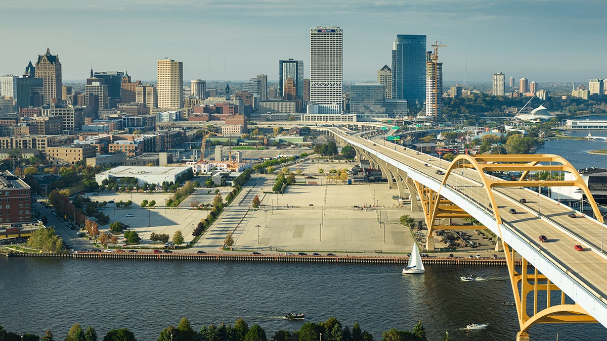 View of Milwaukee, Wisconsin skyline